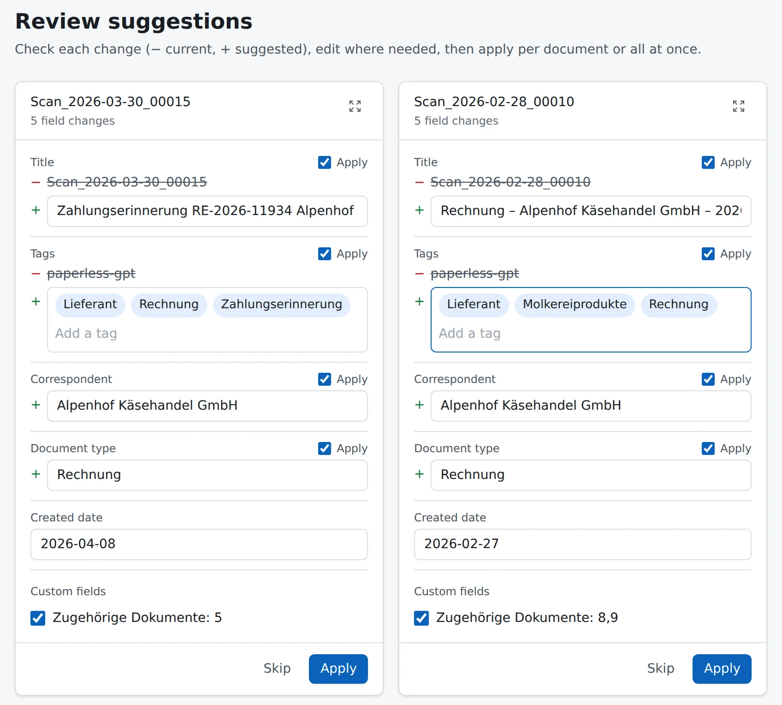 Prüfansicht von paperless-gpt 0.29 mit zwei Dokumenten: Neben Titel, Tags, Korrespondent und Dokumenttyp schlägt paperless-gpt im Bereich „Custom fields“ die zugehörigen Dokumente vor